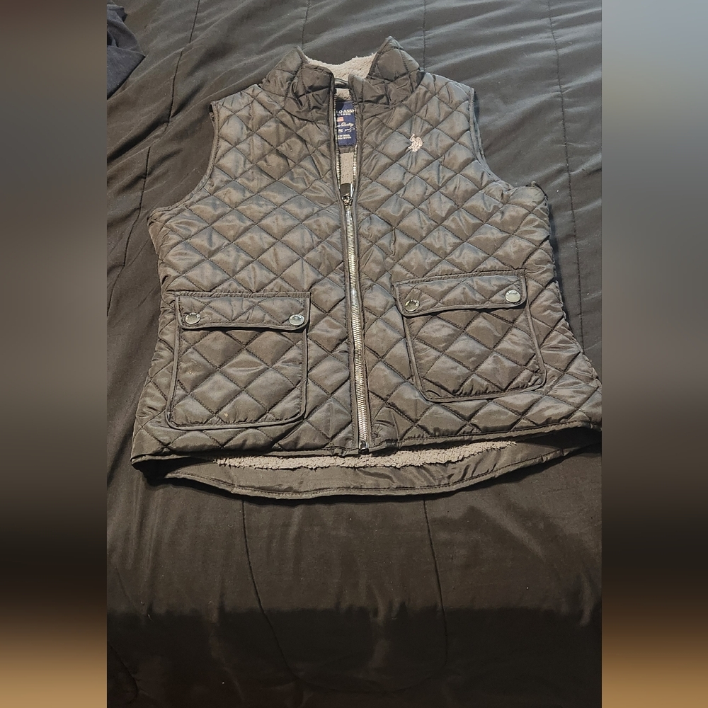 women's polo quilted vest